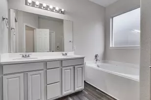 6523 Silver Shade Dr, Houston, TX 77064 - Photo 28