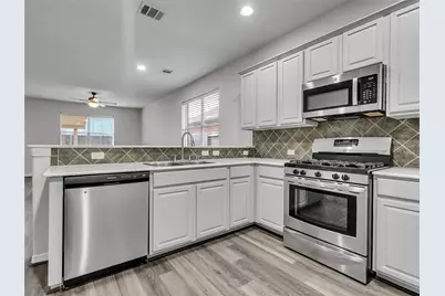 6523 Silver Shade Drive, Houston, TX 77064 - Photo 16