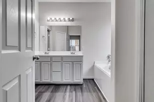 6523 Silver Shade Dr, Houston, TX 77064 - Photo 26