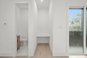 319 N Nagle St, Houston, TX 77003 - Photo 12