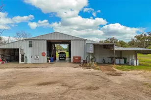 4239 County Rd 348, Brazoria, TX 77422 - Photo 4
