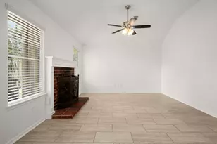 16014 Lakestone Dr, Tomball, TX 77377 - Photo 12