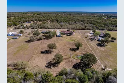 407 Raymond Road, La Grange, TX 78945 - Photo 4