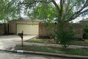 16210 Olive Glen Dr, Houston, TX 77082 - Photo 2