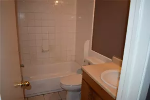 11022 Shadowfield Dr, Houston, TX 77064 - Photo 26