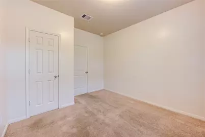 734 Mill Spring Court, Richmond, TX 77469 - Photo 6
