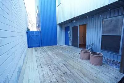 2716 Chenevert Street, Houston, TX 77004 - Photo 20