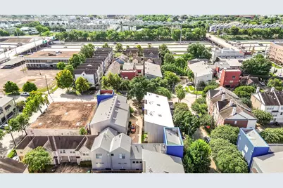 2716 Chenevert Street, Houston, TX 77004 - Photo 30