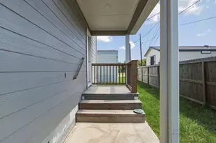 127 Egret Canal N, Baytown, TX 77523 - Photo 22