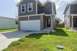 127 Egret Canal N, Baytown, TX 77523 - Photo 1