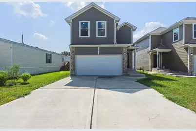 127 Egret Canal N, Baytown, TX 77523 - Photo 2