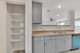 127 Egret Canal N, Baytown, TX 77523 - Photo 10