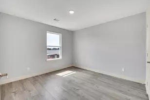 127 Egret Canal N, Baytown, TX 77523 - Photo 20