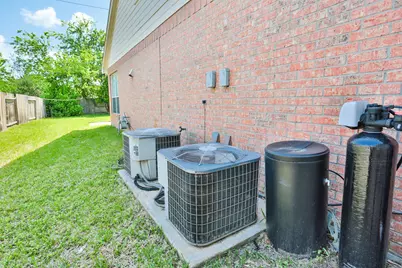 3419 Shadowchase Drive, Houston, TX 77082 - Photo 36