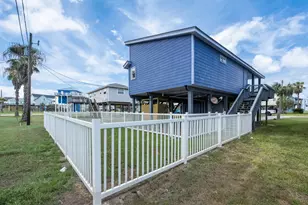 12927 Buccaneer Pkwy, Freeport, TX 77541 - Photo 48