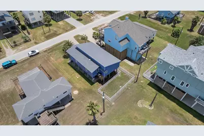 12927 Buccaneer Parkway, Freeport, TX 77541 - Photo 44