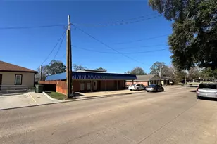 811 N Travis St, Liberty, TX 77575 - Photo 26