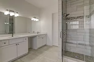 1402 Eberhard St, Houston, TX 77019 - Photo 36