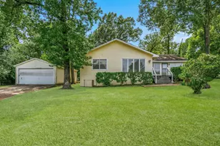 Na Winding Way, Point Blank, TX 77364 - Photo 2