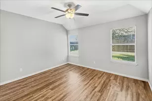 13319 Ambrosa Dr, Houston, TX 77044 - Photo 6