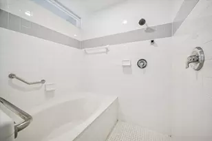 2508 Calumet St, Houston, TX 77004 - Photo 14