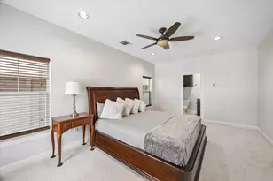 5610 Kiam St, Houston, TX 77007 - Photo 12