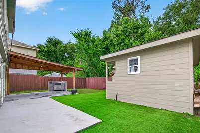 9909 Kingfisher Drive, Conroe, TX 77385 - Photo 28