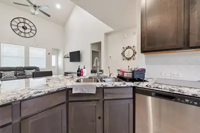 6215 Prince Place Drive, Rosenberg, TX 77471 - Photo 16