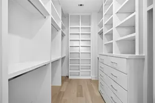 1110 Peden St, Houston, TX 77006 - Photo 22