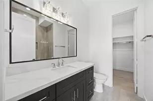 1110 Peden St, Houston, TX 77006 - Photo 32