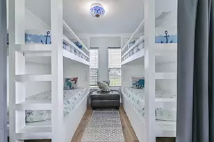 3917 3rd St, Galveston, TX 77554 - Photo 18