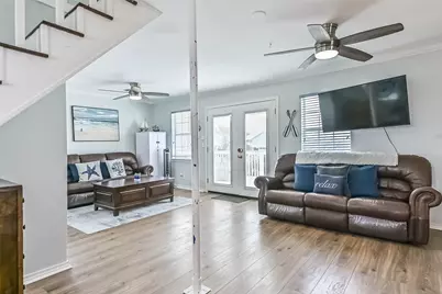 3917 3rd Street, Galveston, TX 77554 - Photo 12