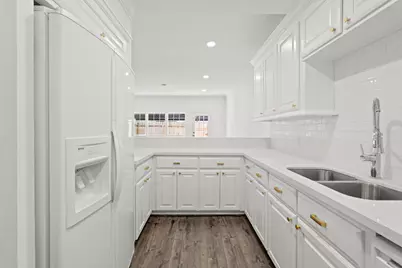 2010 Stoney Brook Drive #1, Houston, TX 77063 - Photo 8