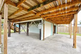 1112 7th St, San Leon, TX 77539 - Photo 12