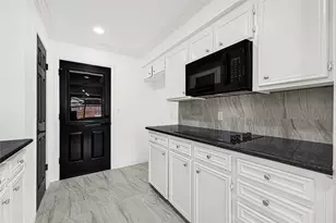 4102 Townes Forest Rd, Friendswood, TX 77546 - Photo 14