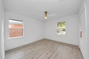 2318 Hialeah Dr, Houston, TX 77018 - Photo 32