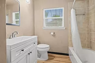 405 N College St, Weimar, TX 78962 - Photo 12