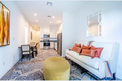 2524 Sam Wilson Street, Houston, TX 77020 - Photo 2