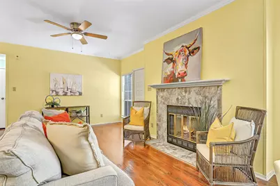 921 Marine Drive #223, Galveston, TX 77550 - Photo 4