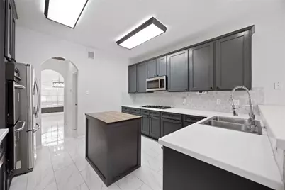 15 Finetta Lane, Alvin, TX 77511 - Photo 10