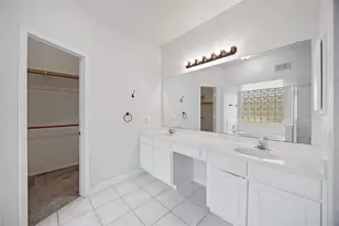15 Finetta Ln, Alvin, TX 77511 - Photo 10