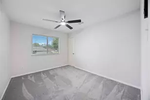 15 Finetta Ln, Alvin, TX 77511 - Photo 26
