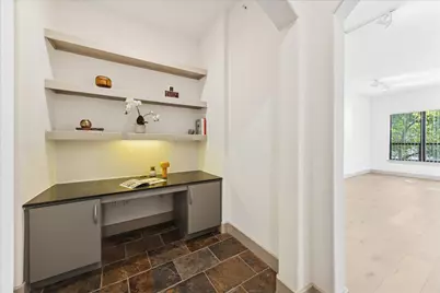 1901 Post Oak Boulevard #2203, Houston, TX 77056 - Photo 4