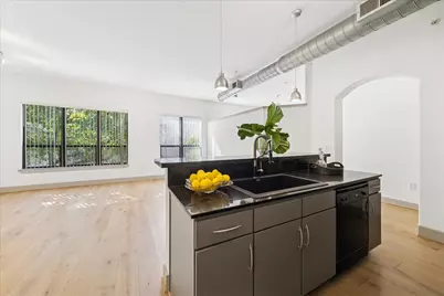 1901 Post Oak Boulevard #2203, Houston, TX 77056 - Photo 8