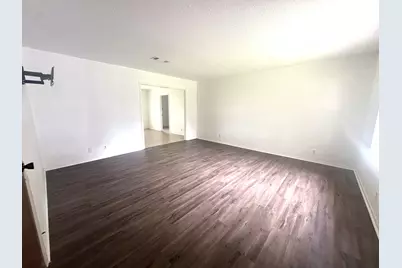 706 University Avenue, Wharton, TX 77488 - Photo 2