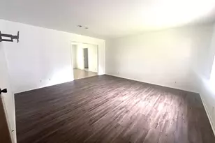 706 University Ave, Wharton, TX 77488 - Photo 2