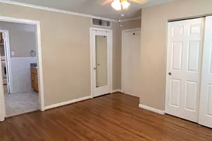 307 Avondale St, Houston, TX 77006 - Photo 18