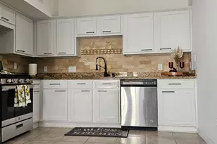 11841 Spring Grove Dr, Houston, TX 77099 - Photo 8