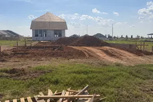 363 Hickory Hls Dr, Pattison, TX 77423 - Photo 2