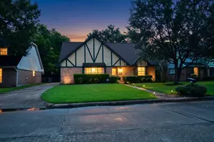 1806 Cedarwood Ct, Sugar Land, TX 77498 - Photo 46